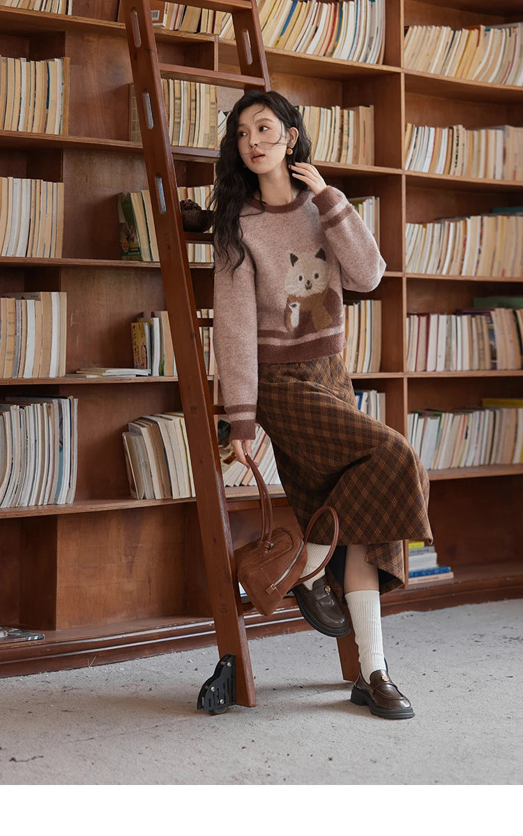 Mishow Faux Sable Cartoon O-Neck Loose Pullover MXD45Z0860
