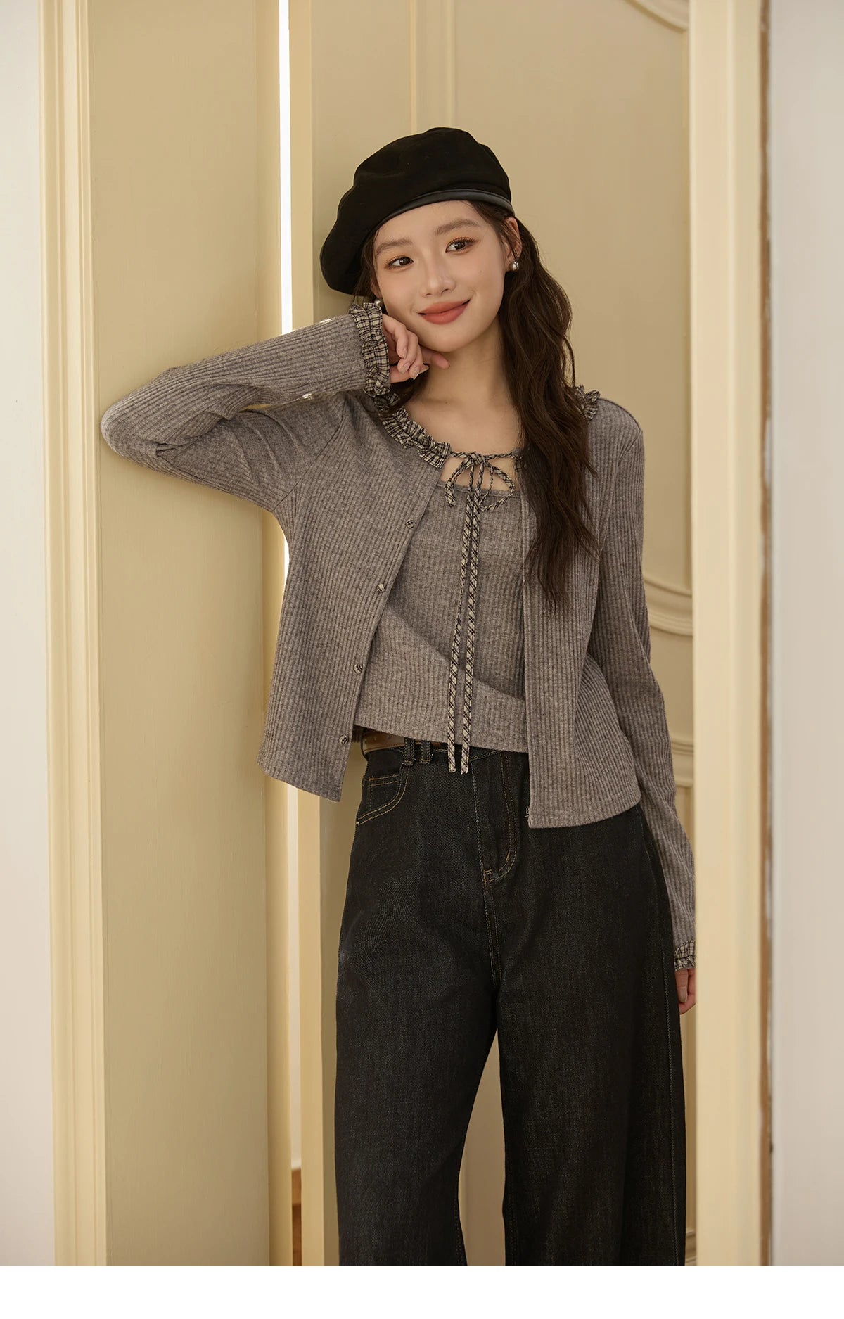 Mishow Plaid Black Fungus Edge Fake Two-Piece Sweater MXE44Z1361