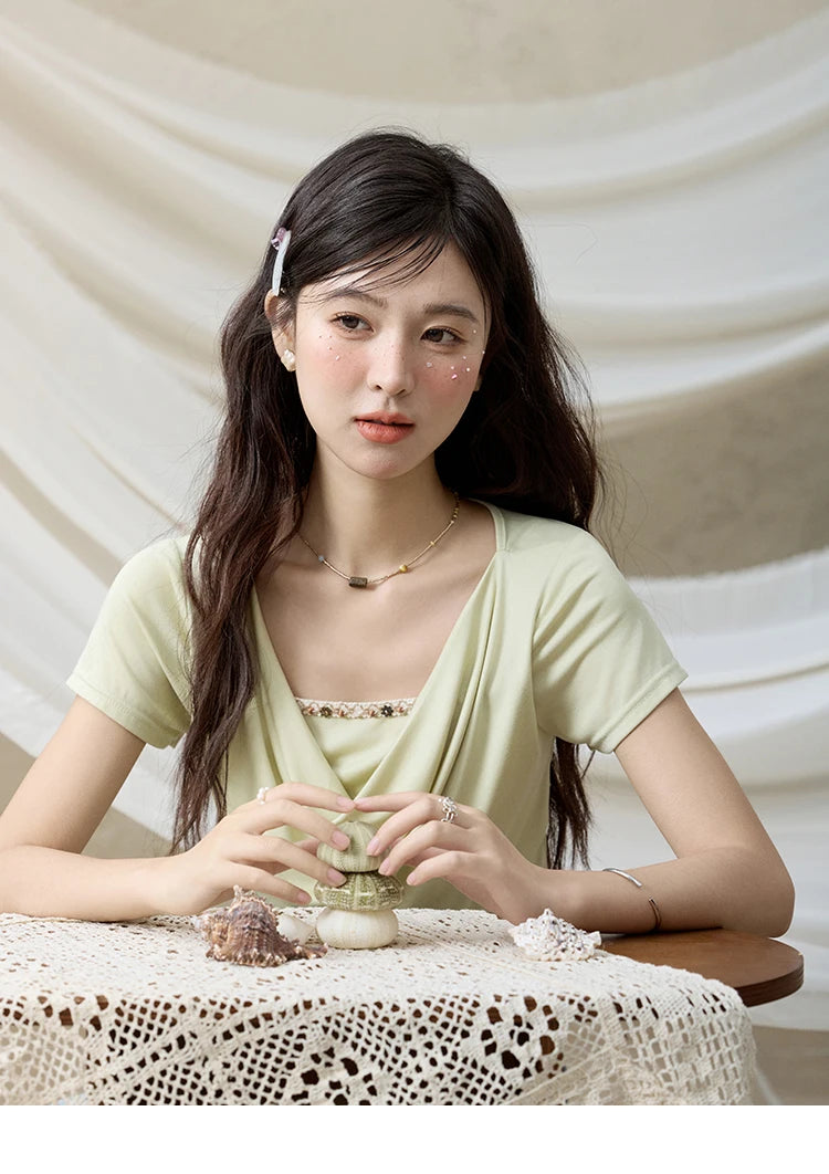 Mishow Swing Collar Shell Ribbon Tee MXE33T0524