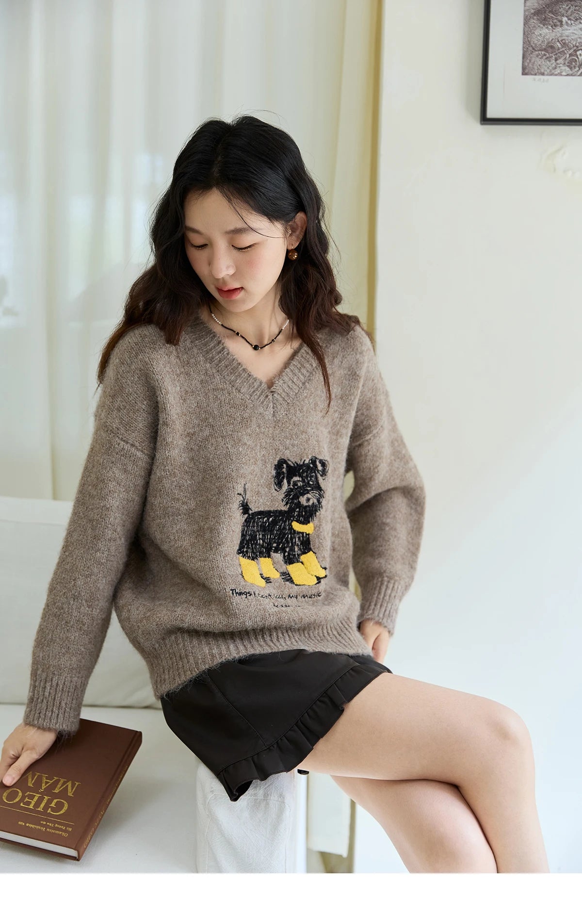 Mishow Puppy Embroidery V-Neck Loose Pullover MXE48Z2570