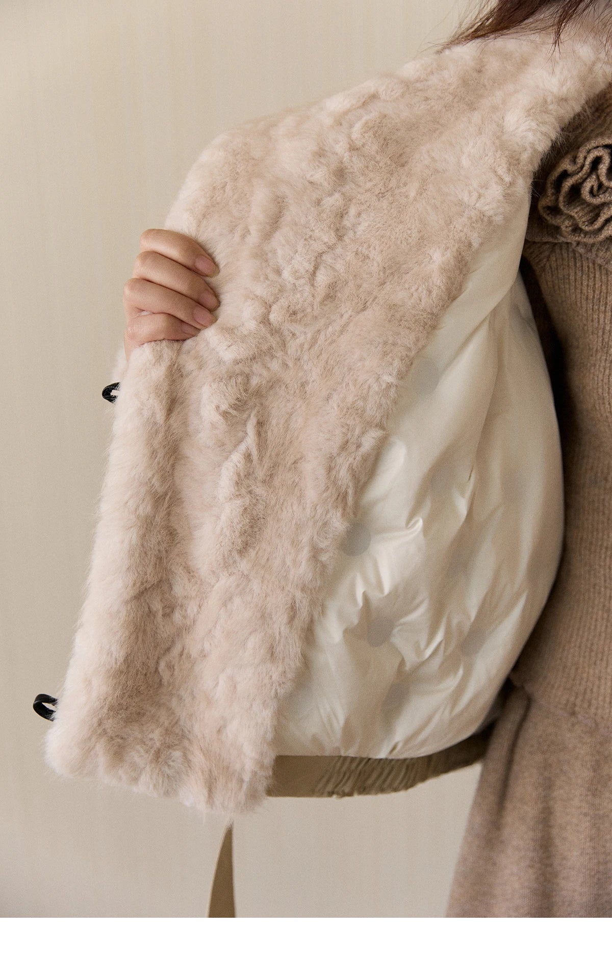 Mishow Large Lapel Fur Collar Down Jacket MXE94W1046