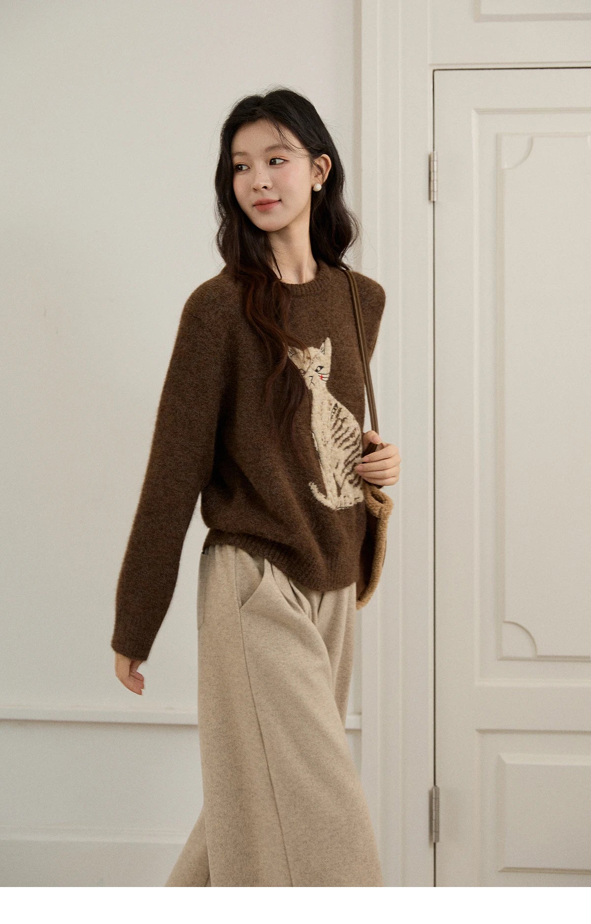 Mishow Brown Cat Pattern Jacquard Pullover MXE94Z2991