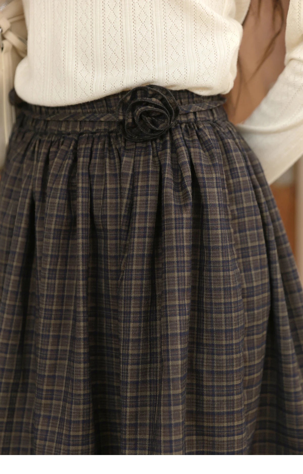 Mishow Green Plaid Handmade Flower Lace Skirt MXE44B2407