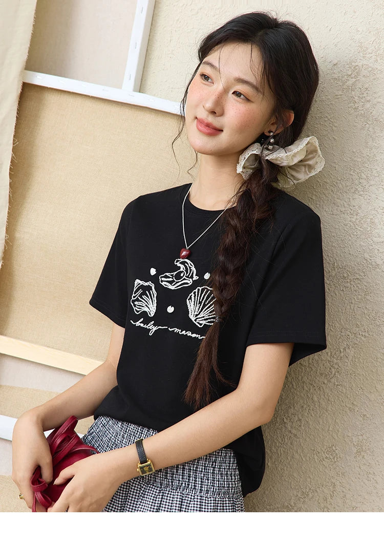 Mishow Shell Embroidered Round Neck Tee MXE34T0570