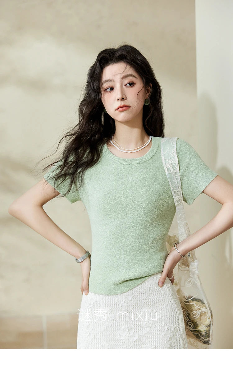 Mishow Back Hollow Pearl Button Knit Tee MXE13Z1072