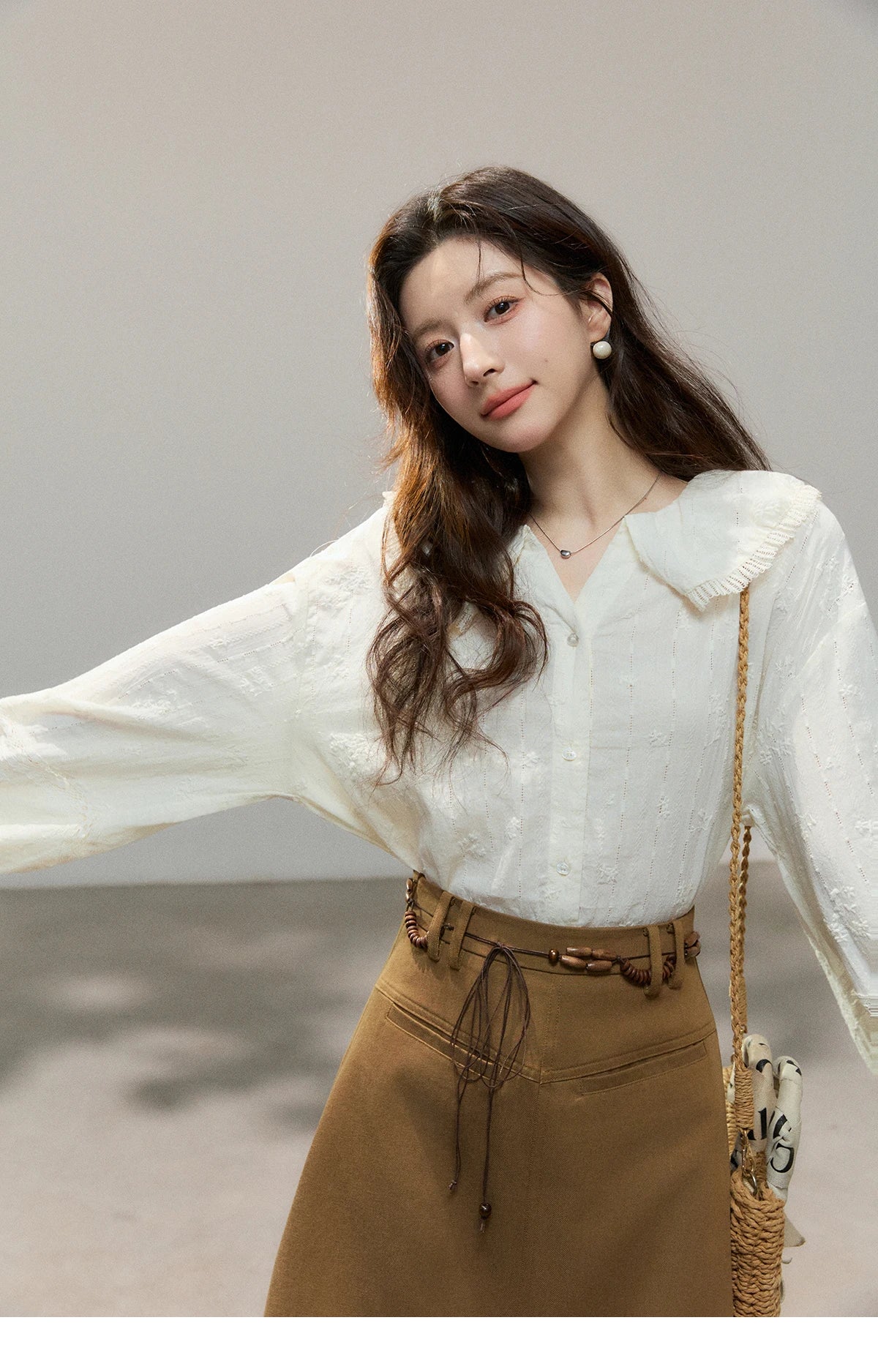 MISHOW Beige Lace Shirt Peter Pan Collar Micro Lantern Sleeve MXF108C0813